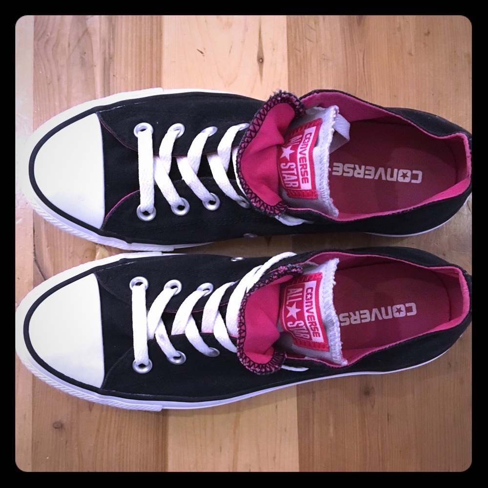 All Star Converse. Black and pink. Double tongue.